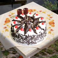 Five Star Bakery Black Forest Cake - 1 Kg
