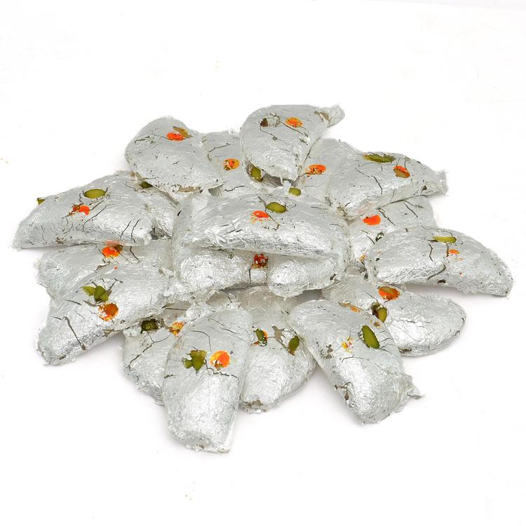 Kaju Gujiya - 1 kg