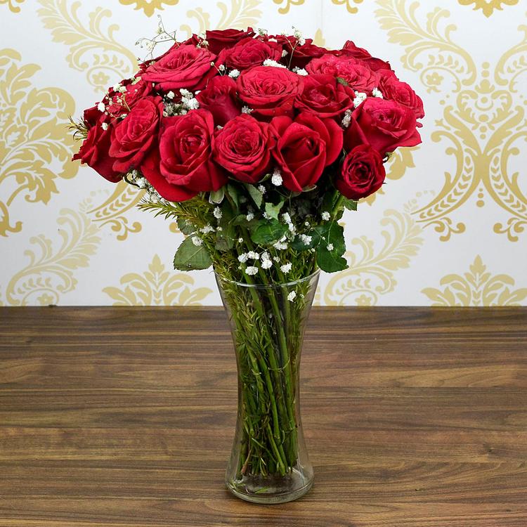 Bright Roses In a Vase