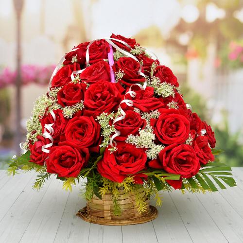 50 red roses Basket