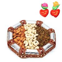 Assorted Dryfruits Tray with Rose Hearts