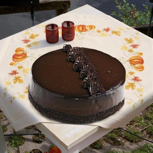 Cake from Taj 2 Kg - Chocolate