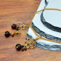Fashionable Kundan Jewellery Set
