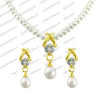 Lovely arzina pearl set