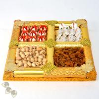 Delectable Hamper of Dry Fruits and Indian Sweet