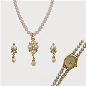 Beautiful Pearl Necklace Set & Pearl Wristwatch