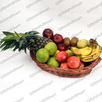 Delicious and Healthy Fruit Basket