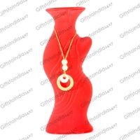 Red vase with a Golden Decorative