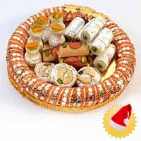 Wonderful Round Shaped Thali With Sweets