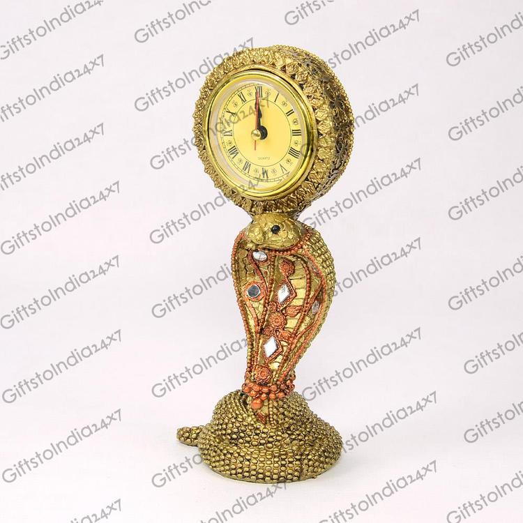 Attractive Snake Showpiece with a Clock