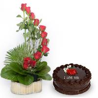Truffle Cake & Roses Basket Valentine
