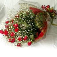 Lovely Roses and Gypsophila with Greens Dad
