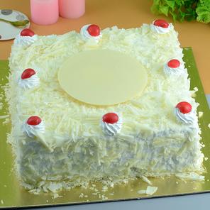 White Forest Cake - 2 Kg. (Square)
