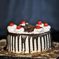 Black Forest Cake 1Kg - Oven Magick
