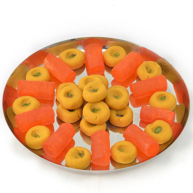Tray of Petha and Pedas
