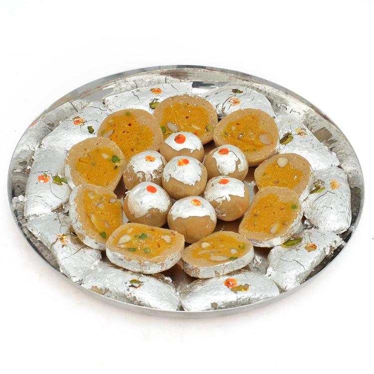 Delectables in an Elegant Thali