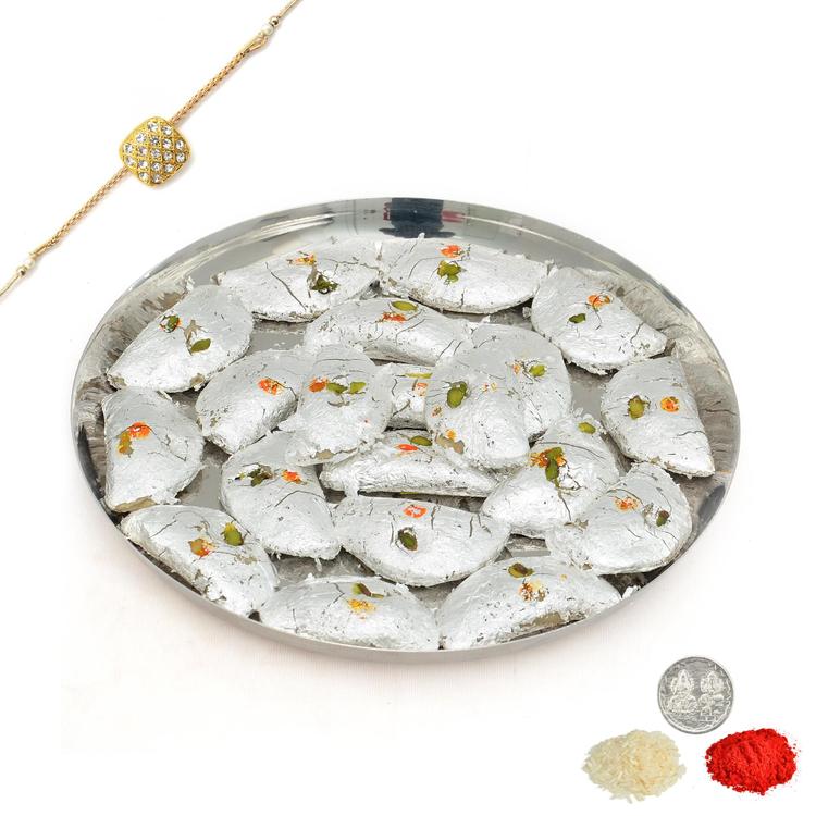 Thali of Delectable Kaju Gujia With Rakhi