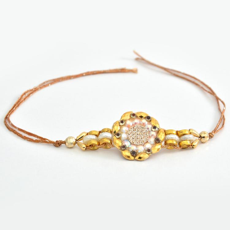 Showy Golden Bordered Rakhi (Express)