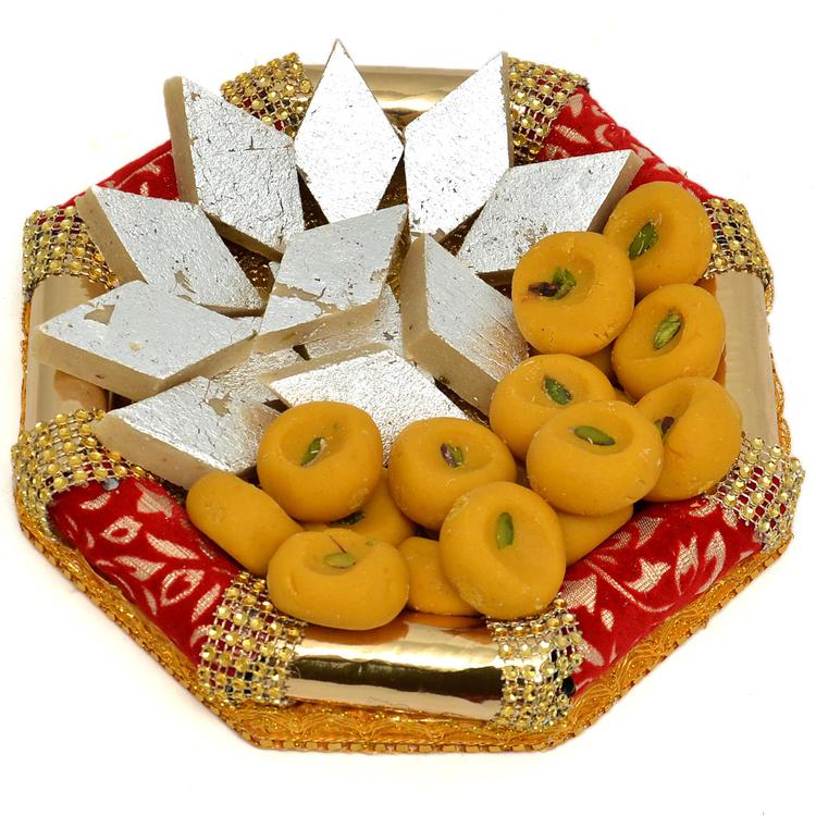 Kesaria Peda & Kaju Barfi