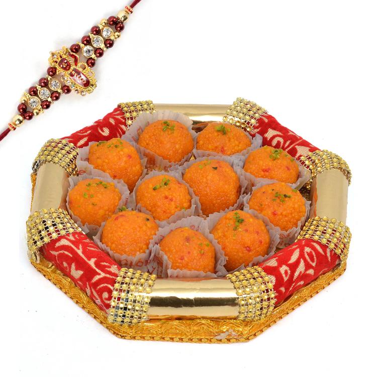 Motichoor Ladoo In Tray & Rakhi