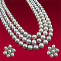 Anmol Pearl Necklace