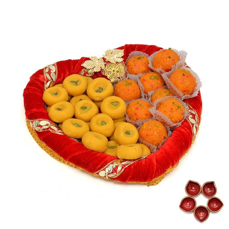 Kesaria Peda & Motichoor Laddoo, Diyas