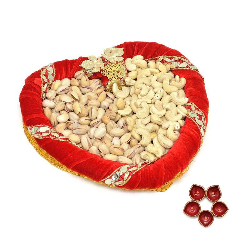 Red Heart Tray of Kaju & Pista, Diya