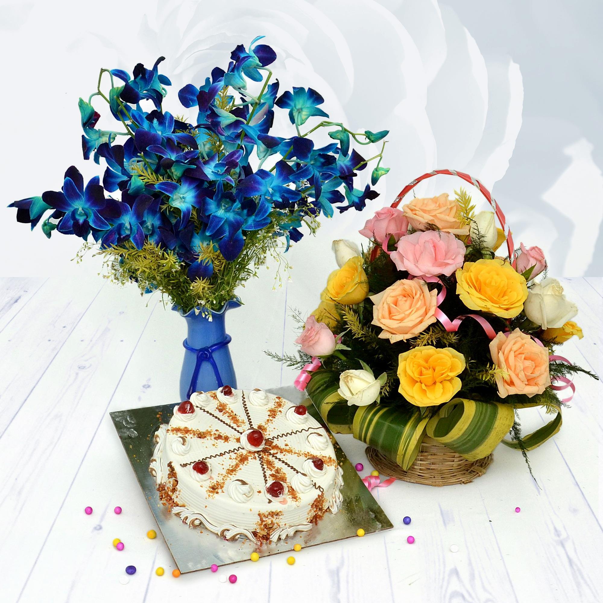 Enchanting Flowers with Cake Flowers to Amritsar