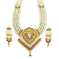 Simple Rani Haar :