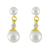 White Beauty Pearl Earrings