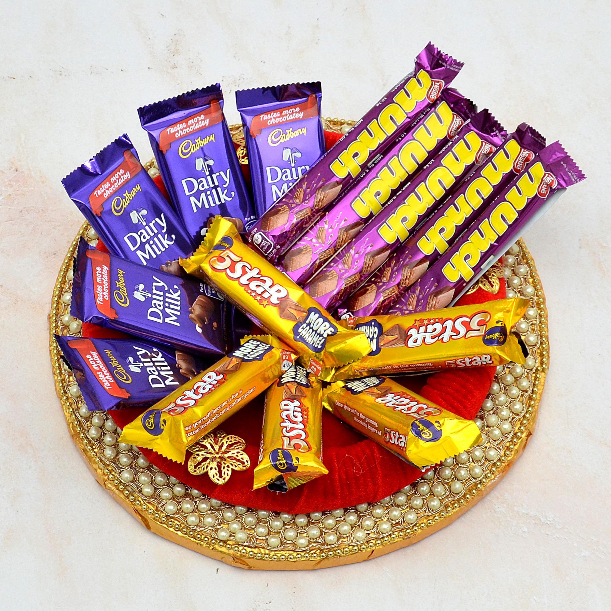 5 pcs Dairy Milk, Kit Kat Chocolates Exclusive Thalis