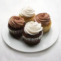 Assorted Flavor of Cup Cake - 4 Pcs