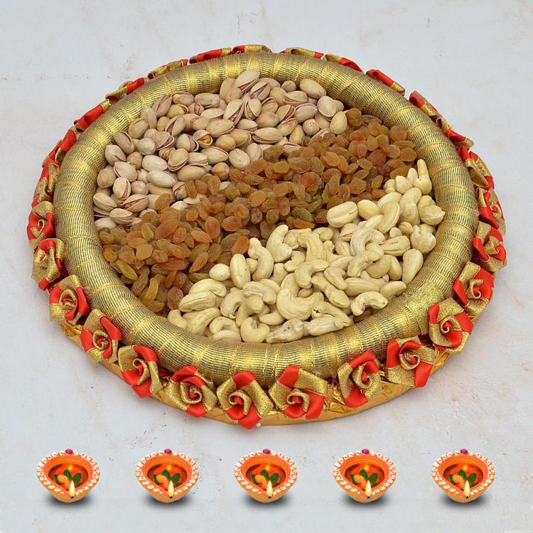 Kaju, Raisins & Pista Thali (Same Day)