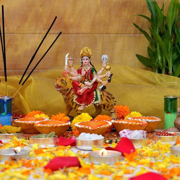 Maa Sherawali Puja Hamper