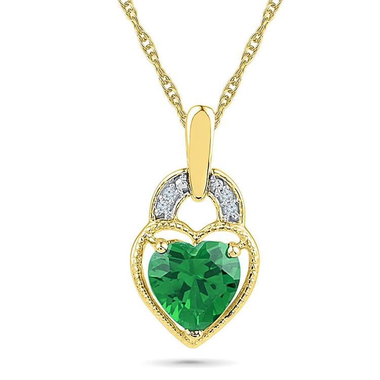 Mellow Diamond Emerald Pendant