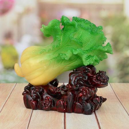 Beautiful Green Showpiece