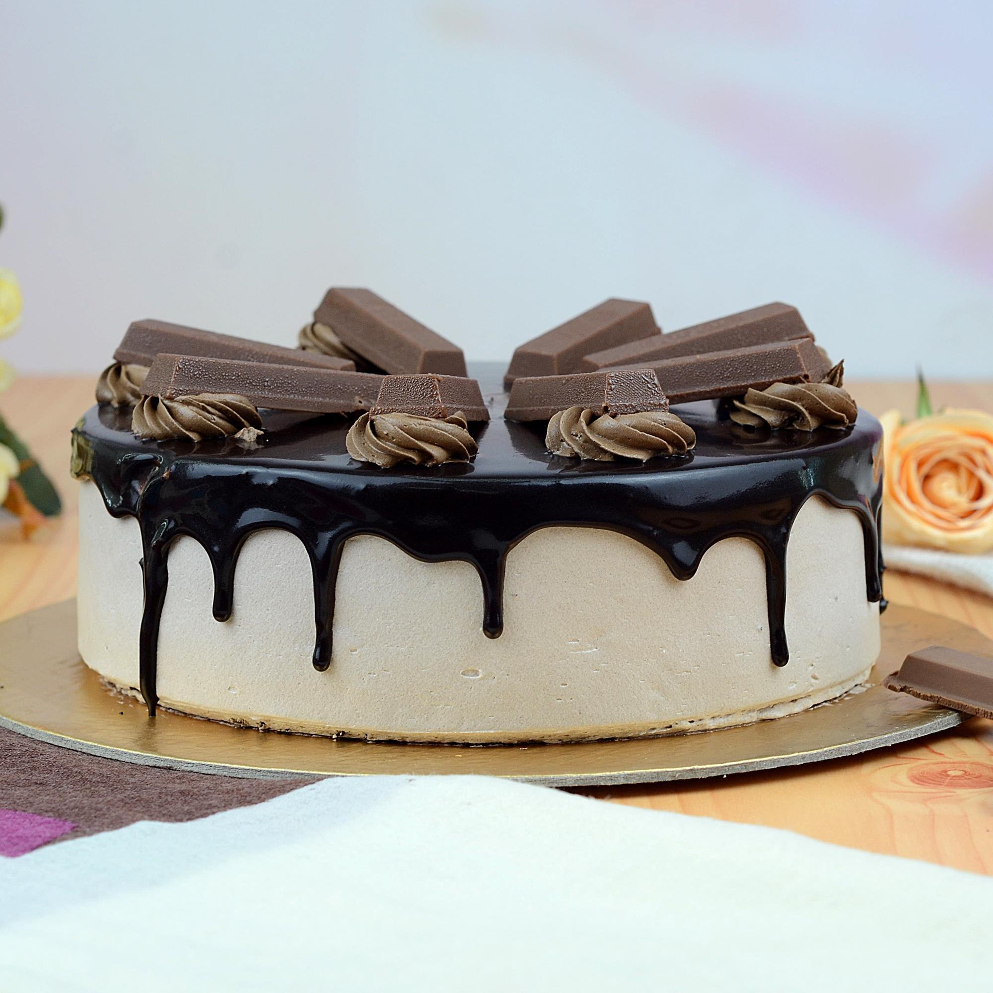 Kitkat Chocolate Cake 1kg Cakes to Hoshiarpur