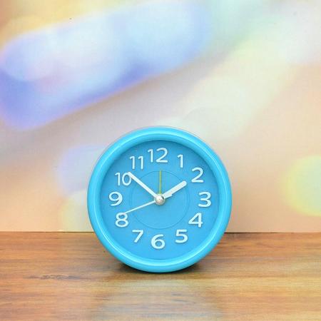Cyan Analog Table Clock
