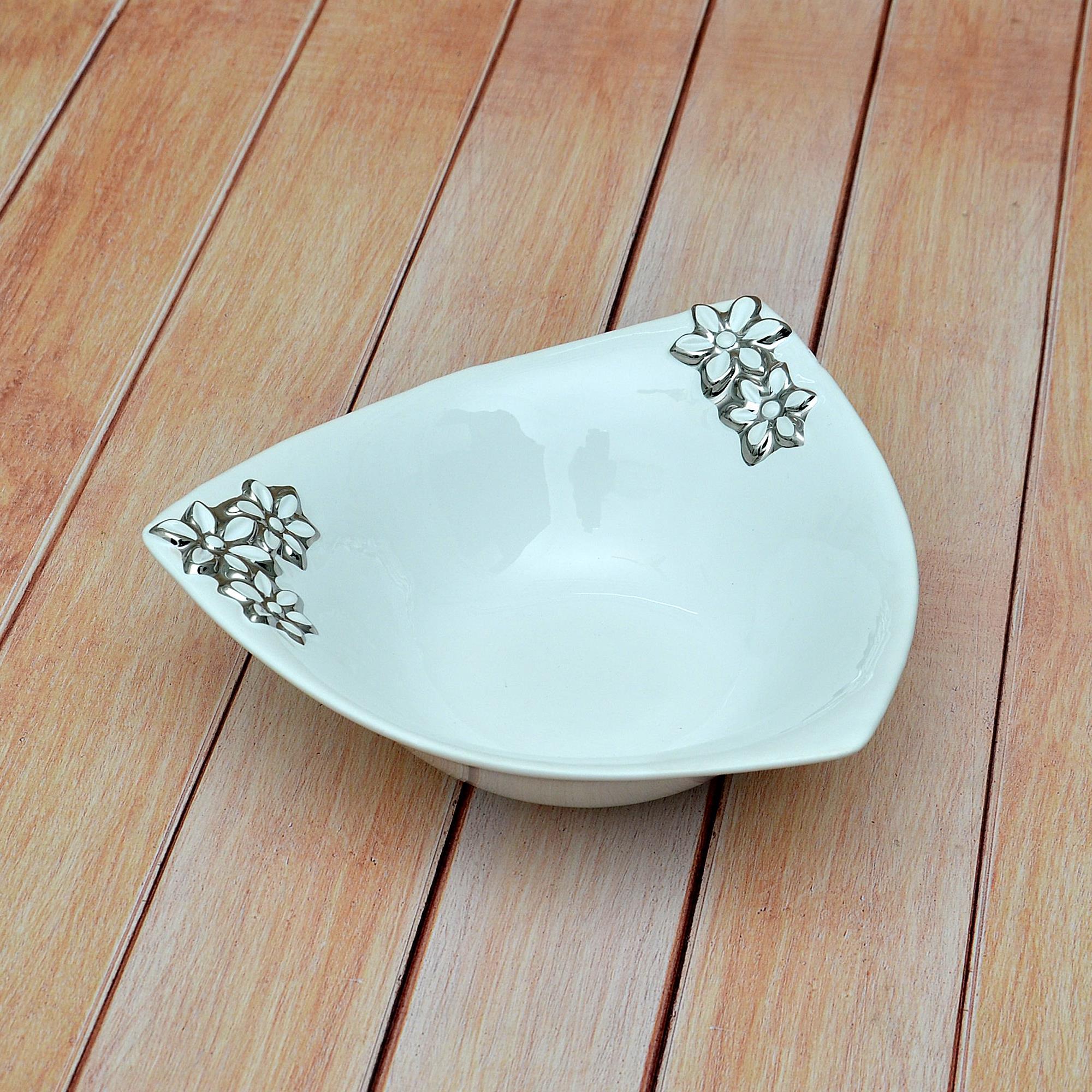 Eon Deep Triangle Bowl, Gifts For Homemaker Mom