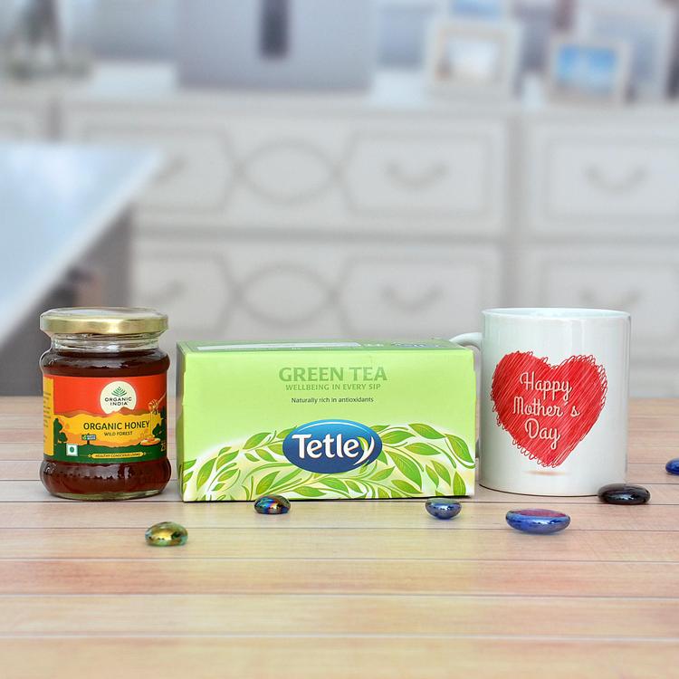 Healthy Tea nd Honey for Mom