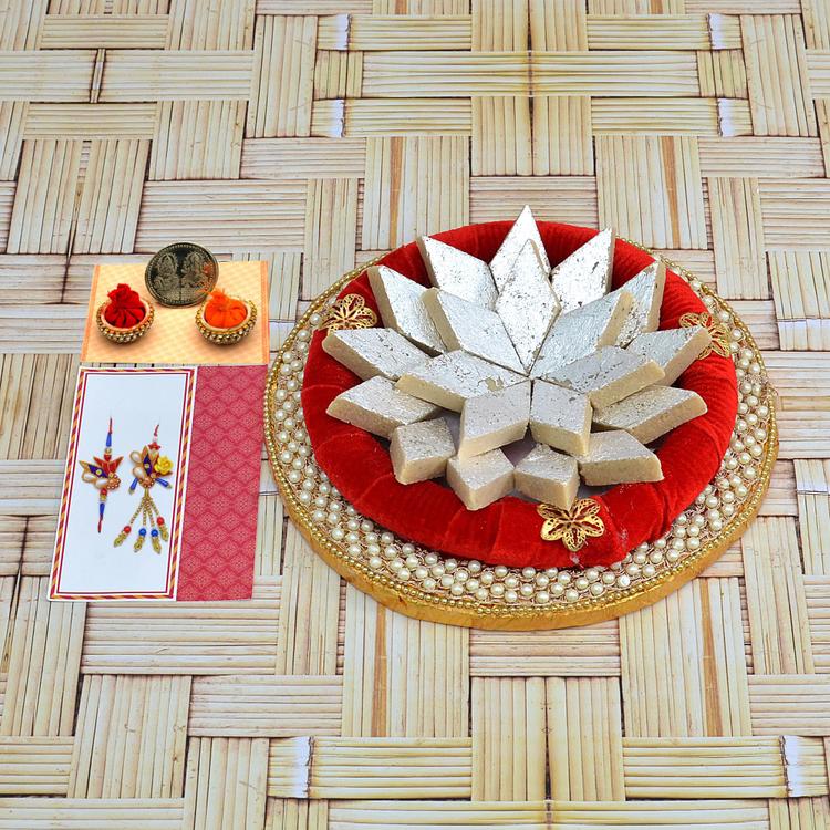 500gm Kaju Barfi Thali & Rakhi