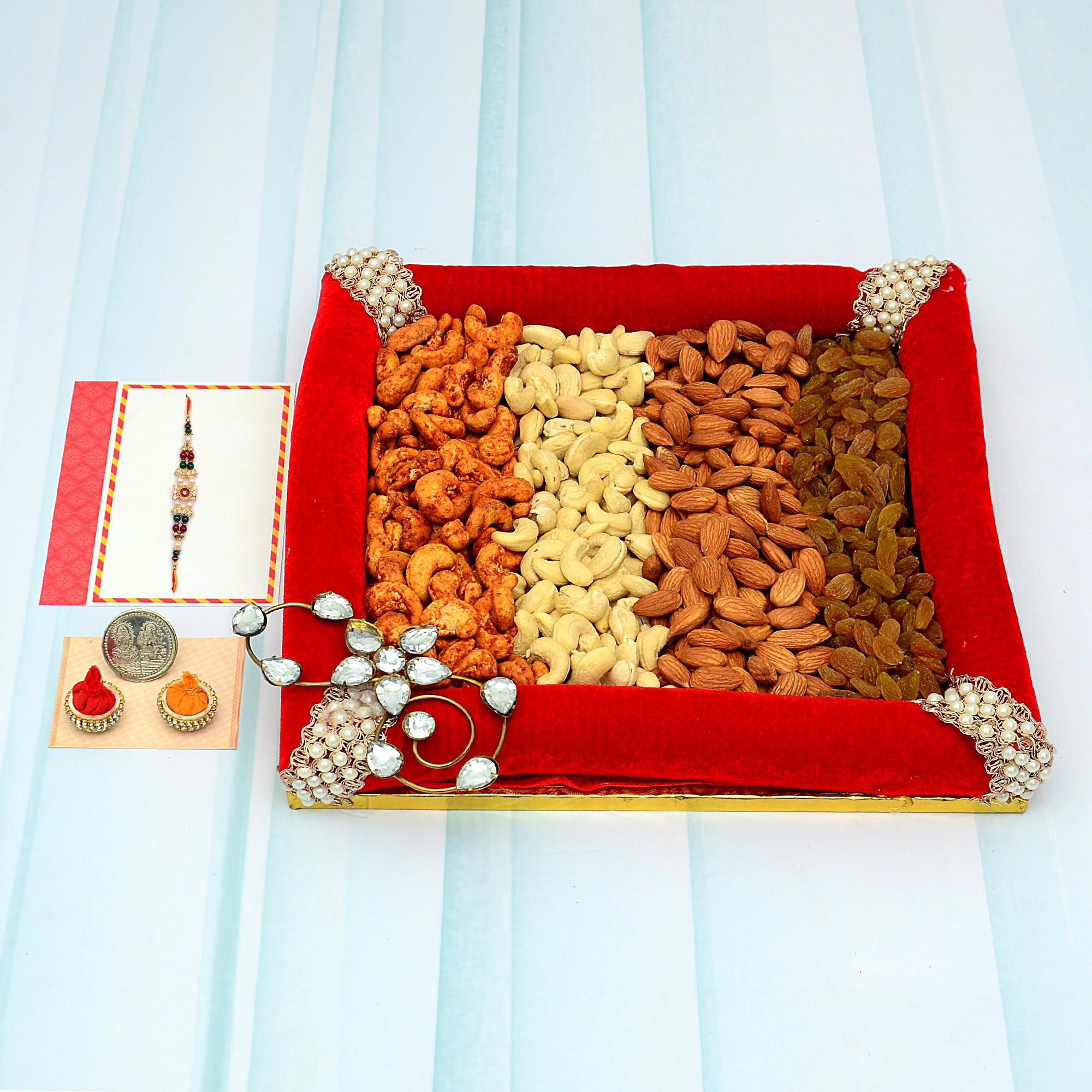 Rakhi Dry Fruits Thali 1 Kg Kaju, Raisins, Almond with Chili Masala