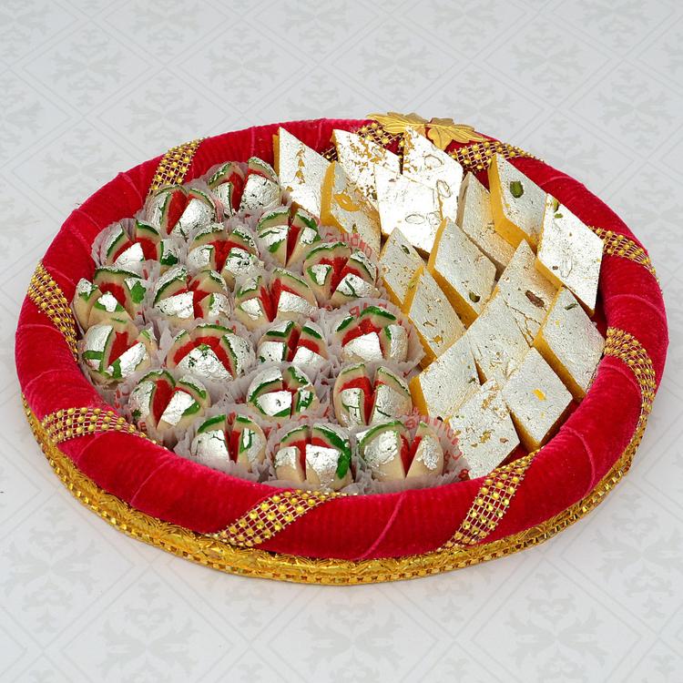 Kaju Pista Phool & Kaju Kesar Barfi