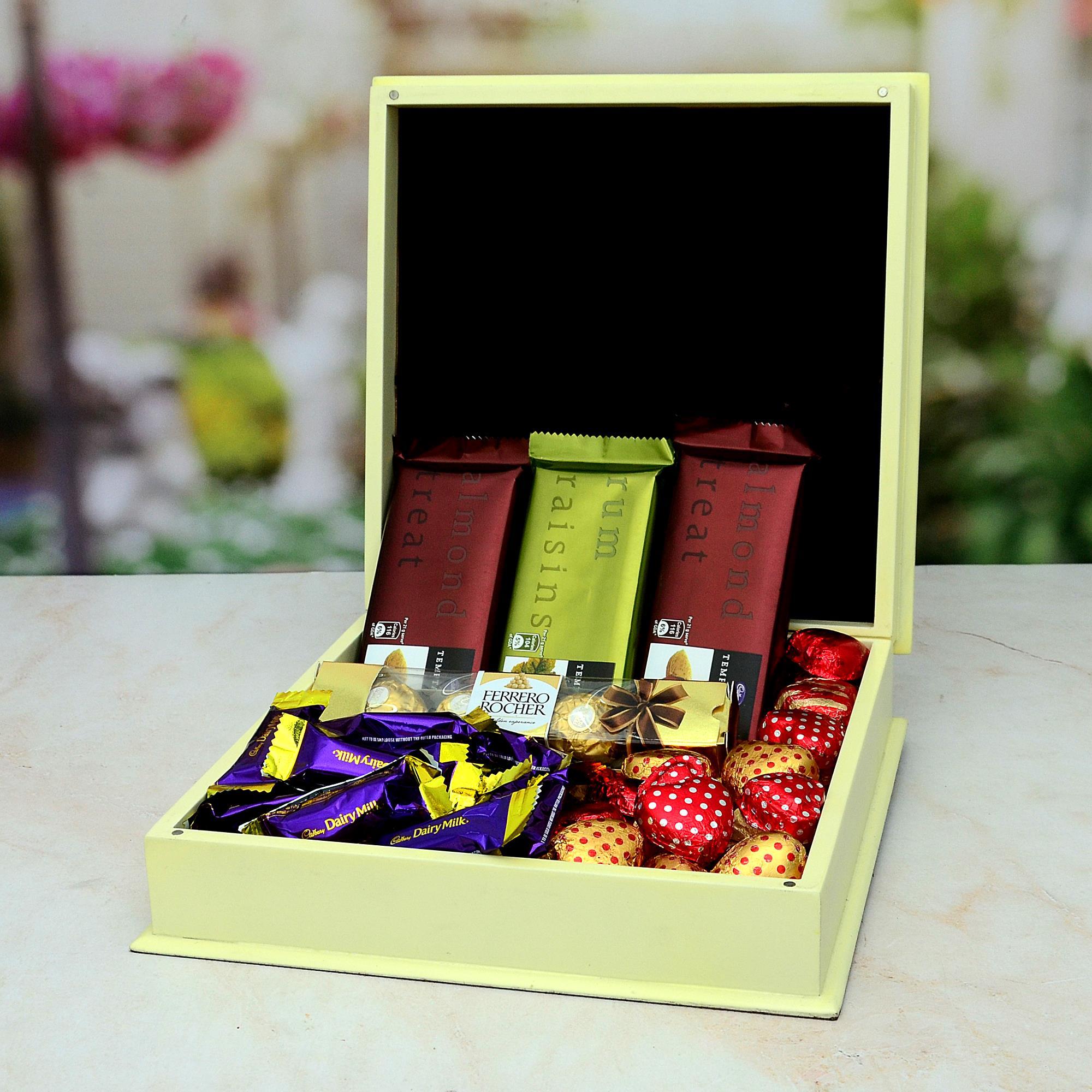 Thanksgiving Day  Send Thanksgiving Day Gifts Online To India