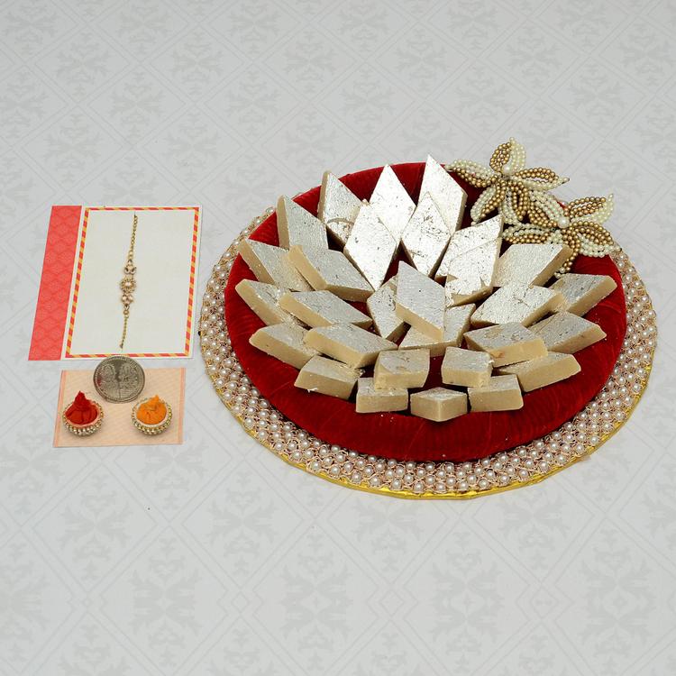 500gm Kaju Barfi Thali, Rakhi