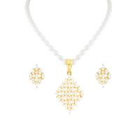 Unique Design Pearl Necklace Set