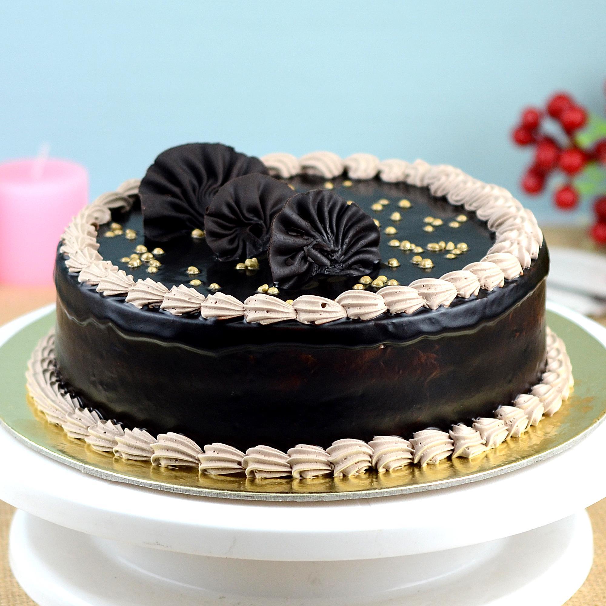 Chocolate Truffle Cake 1 Kg. Cakes to Chennai