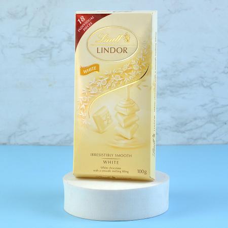Lindt Lindor Smooth White Chocolate