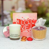 Love Chocolates With Potpourri & Scented Candle