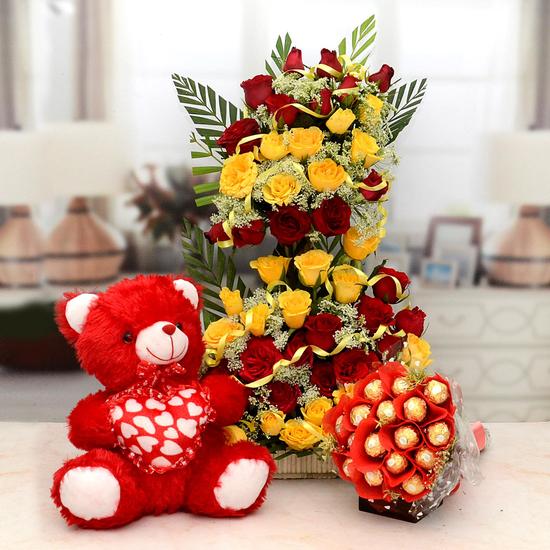 Teddy, Roses & Chocolates  